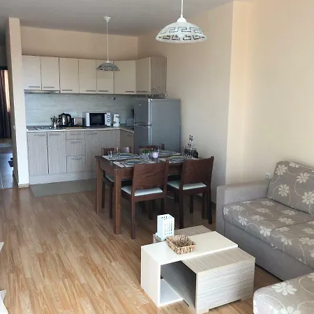 Private In Oxygen سفيتي فلاس